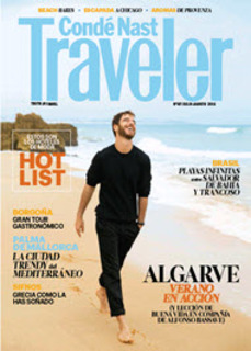 Portada revista Traveler
